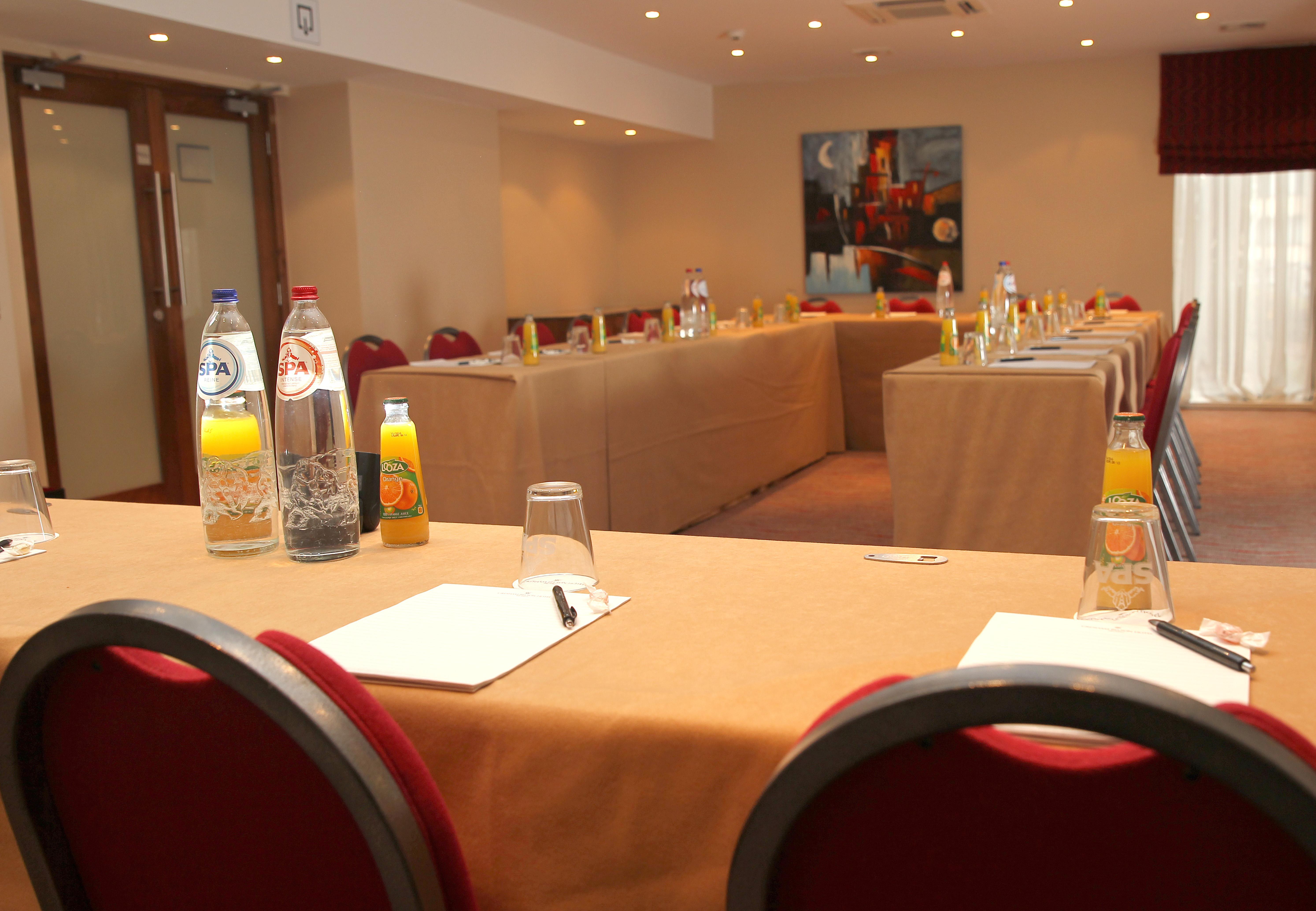 Gresham Belson Hotel Brussels Woluwe-Saint-Lambert Bagian luar foto